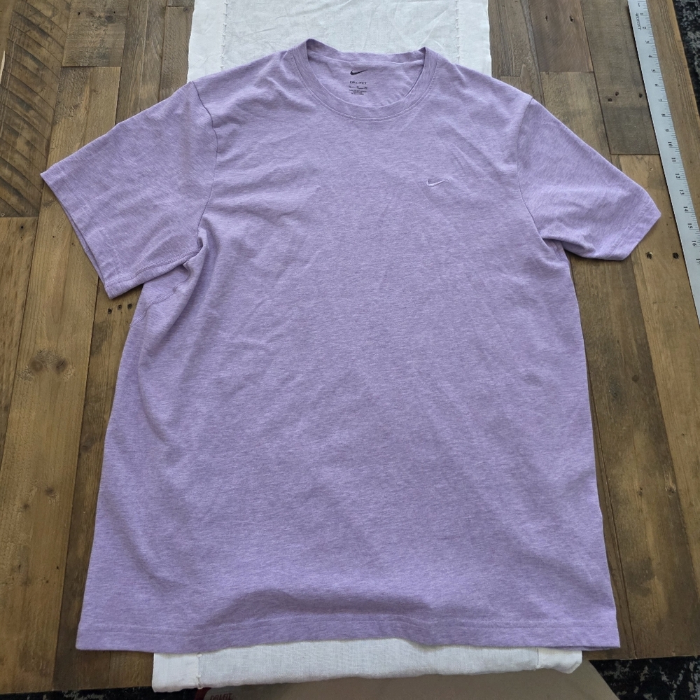 Nike Men's Dri-FIT Short-Sleeve Versatile Top In Lavender Men's XL